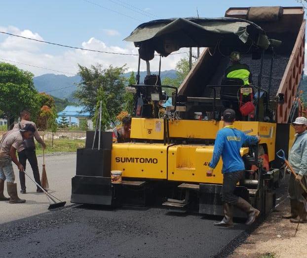Jalan Aek Tolang Sipan Siahaporas Mulai Diperbaiki 